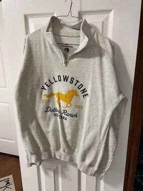 Yellowstone Dutton Ranch Women's Zip-Up Sweater - Light Gray with Gold Logo